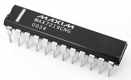 MAX7219CNG 8 Digit LED Display IC Maxim | Florida Components